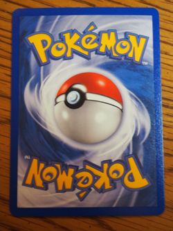 2004 Pokemon Ex Hidden Legends Bellossom foil card, mint condition - Image 5