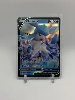 Pokemon TCG Glaceon V SWSH Black Star Promos SWSH196 Holo Promo - Image 1