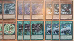 Simorgh Geflugeltes Ungeheuer Finsternis Wind Yu-Gi-Oh! Deck + Hullen SOVR-DE092 - Image 3