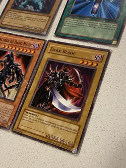 No Reserve - Old Worn Yu-Gi-Oh & Duel masters Trading Cards - See Description - Image 4