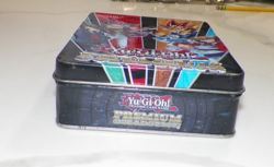 BOX OF VINTAGE 1996 YU GI OH! CARDS KONAMI 123 CARDS - Image 2