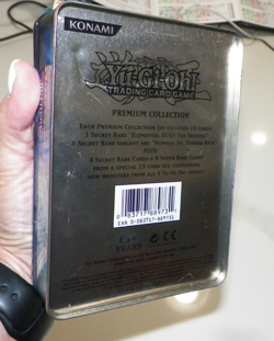 BOX OF VINTAGE 1996 YU GI OH! CARDS KONAMI 123 CARDS - Image 3