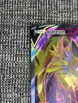 Jolteon V SWSH183 SWSH: Sword & Shield Promo Cards Holo - Image 2