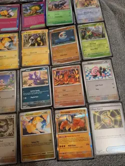 POKEMON TCG CARDS LOT OF 255 CARDS 42 HOLOGRAPHIC 200 BASE AND 15 TCG LIVE - Image 5