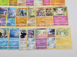 Assorted Lot of Pokemon Cards Pokemon TCG : PLEASE SEE PHOTOS! - Image 4