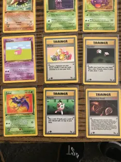 Fossil Set first edition mixed card lot - Image 1