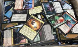 Unsorted Magic: The Gathering TCG and CCG Trading Cards (2000 Plus Cards) - Image 2