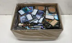 Unsorted Magic: The Gathering TCG and CCG Trading Cards (2000 Plus Cards) - Image 1