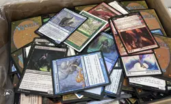 Unsorted Magic: The Gathering TCG and CCG Trading Cards (2000 Plus Cards) - Image 2