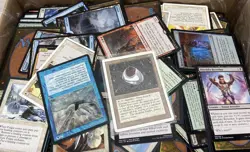 Unsorted Magic: The Gathering TCG and CCG Trading Cards (2000 Plus Cards) - Image 2
