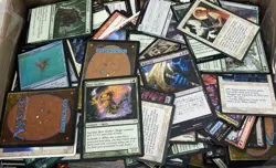 Unsorted Magic: The Gathering TCG and CCG Trading Cards (2000 Plus Cards) - Image 4