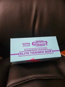 Fusion Strike Pokemon Center Elite Trainer Box *NO PACKS* - Image 4