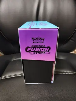 Fusion Strike Pokemon Center Elite Trainer Box *NO PACKS* - Image 5