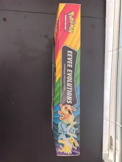 Pokemon TCG Eevee Evolutions Premium Collection Box - Sealed - 9 Eevee V cards 820650851742 - Image 3