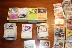 Large lot Pokemon cards, lots of shiny foil holo. 850-900 total cards. 150 shiny - Image 2