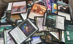 Unsorted Magic: The Gathering TCG and CCG Trading Cards (2000 Plus Cards) - Image 4
