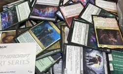 Unsorted Magic: The Gathering TCG and CCG Trading Cards (2000 Plus Cards) - Image 5