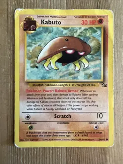 Kabuto 50/62 Common Fossil Unlimited Pokemon TCG Card DMG 1999 Vintage WOTC - Image 1
