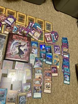 Lot of 250+ Yu Gi Oh TCG Cards. Binder Included. Blue Eyes White Dragon More - Image 5