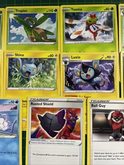 Pokemon TCG Shining Fates 21 Card Bundle Common/uncommon Near Mint - Image 4