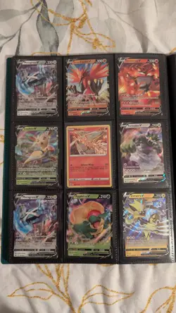 Pokemon TCG Lot Of 18 Cards Pack Fresh - Image 1