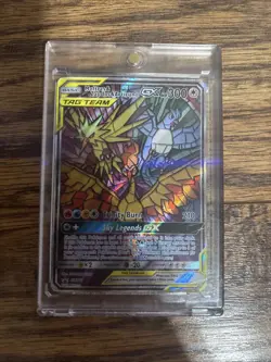 2019 Pokemon SM BLACK STAR PROMO SM210 Full Art/MOLTRES & ZAPDOS & ARTICUNO GX - Image 1
