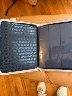 Ultra PRO Magic MTG Final Fantasy 9-Pocket Premium Zippered PRO-Binder Cloud - Image 2