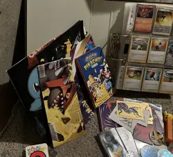Grosse Pokemon Karten Sammlung Lot m. Zubehor Munzen uvm | uber 1700Karten - Image 2