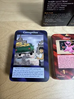 ILLUMINATI NWO Unlimited Edition Game Starter Set Over 100 Card Lot See Pictures - Image 3