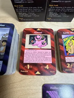 ILLUMINATI NWO Unlimited Edition Game Starter Set Over 100 Card Lot See Pictures - Image 4