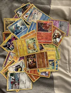 Pokemon TCG 25 CARD LOT Rare Common Uncommon {GUARANTEED 1 RARE/HOLO} - Image 1