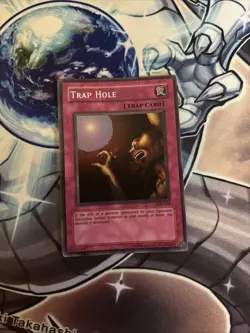 (EF) Yugioh Trap Hole LOB-058 Super Unlimited VLP - Image 1
