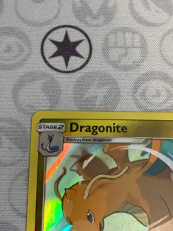 C1695 POKEMON TCG DRAGONITE HOLO NM #119 SUN MOON TEAM UP COSMOS - Image 3