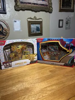Pokemon TCG Zapdos Ex 151 Collection Box And Roaring Moon Ex Box - Image 2
