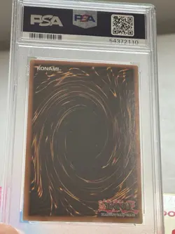 Yugioh Black Skull Dragon Metal Raiders Ultra Rare MRD-018 2002 Original *PSA 8* - Image 2