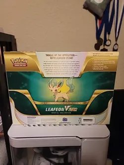 Pokemon TCG Glaceon & Leafeon VSTAR Special Collection Box SET - Evolving Skies - Image 2