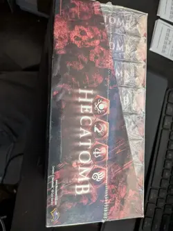 New NIS Unopened- Starter Deck Box of Hecatomb TCG by WOTC - 8 Decks/40 Cards ea - Image 2