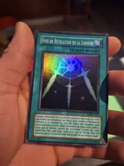 Yu-Gi-Oh! Epee de Revelation de la Lumiere LDD-C101 • French • Foil Holo - Image 1
