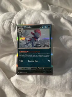 HOLO Weavile 134/193 NM / M - Paldea Evolved Scarlet Violet Pokemon Card - Image 1