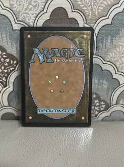 Roaming Throne (Borderless) The Lost Caverns of Ixalan Regular - Image 2