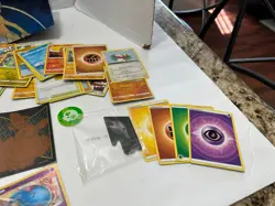 POKEMON Trading card game - Pokemon GO TCG Set Mint Sleeves & 85 Cards - Image 2