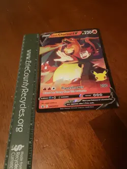 Lance’s Charizard V JUMBO Card SWSH133 Pokemon TCG Celebrations Oversized - Image 4
