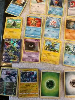 Pokemon TCG Lot Of 124 Cards, Locker Clean Out - Image 4