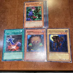 Yu-Gi-Oh Vintage 1st Edition 10 Card Lot - Image 2