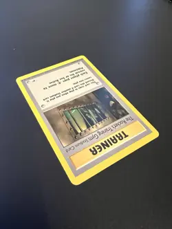 The Rocket’s Training Gym 104/132 Gym Heroes Unlimited 2000 Pokemon Card Rare NM - Image 4