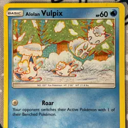 Alolan Vulpix 30/156 Sun & Moon Ultra Prism Pokemon Card 2018 NM/LP - Image 2