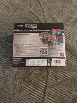 Pokemon TCG Evolving Skies Elite Trainer Box ETB New Sealed & Acrylic No Tears - Image 5