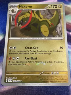 Pokemon TCG Haxorus 070/086 Poke Ball Holo Black Bolt English NM/M - Image 1