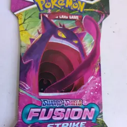Pokemon TCG: Sword & Shield-Fusion Strike Sleeved Booster Pack - 10 Cards 820650809170 - Image 2