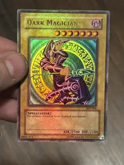 Yugioh Dark Magician SDY-006 Ultra Rare Unlimited MP Holo Bleed - Image 1